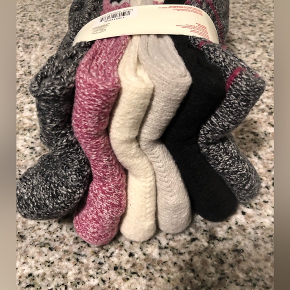 Lucky Brand Women's 6-Pair Shoe Size: 5-10 Super Soft Yarn Cozy Boot Socks- NWT - Picture 14 of 15